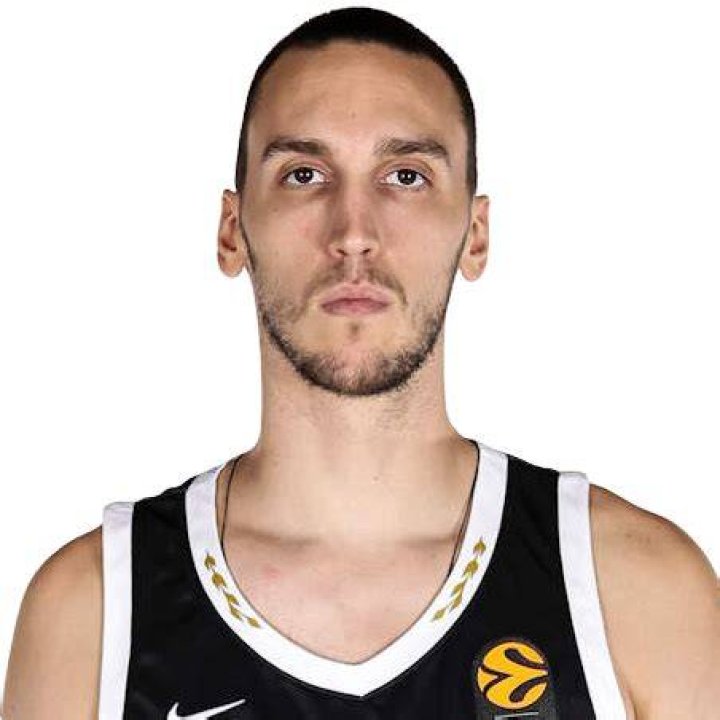 Aleksej Pokusevski Biography, Height, Age, Girlfriend, Parents, Nationality