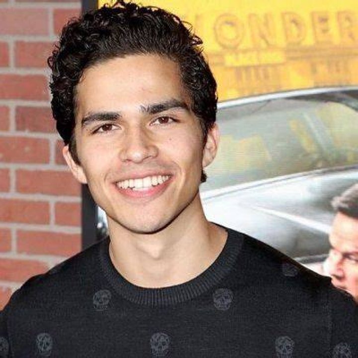 Alex Aiono’s Net Worth, Age, Height, Weight, Girlfriend, Dating, Bio – Wiki