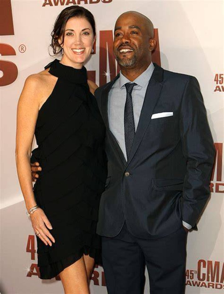 Beth Leonard – Bio, Age, Everything About Darius Rucker’s Wife
