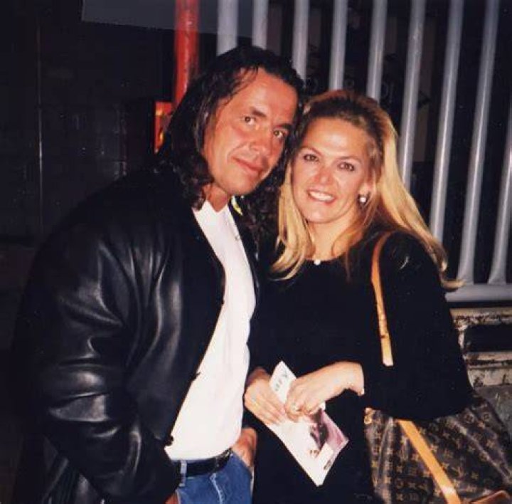 Bret Hart Net Worth Age, Bio, Wife, and Siblings