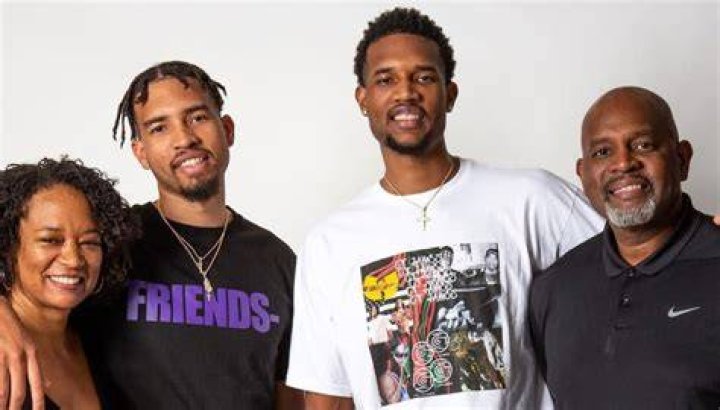 Evan Mobley Parents: Meet Eric Mobley and Nicol Mobley