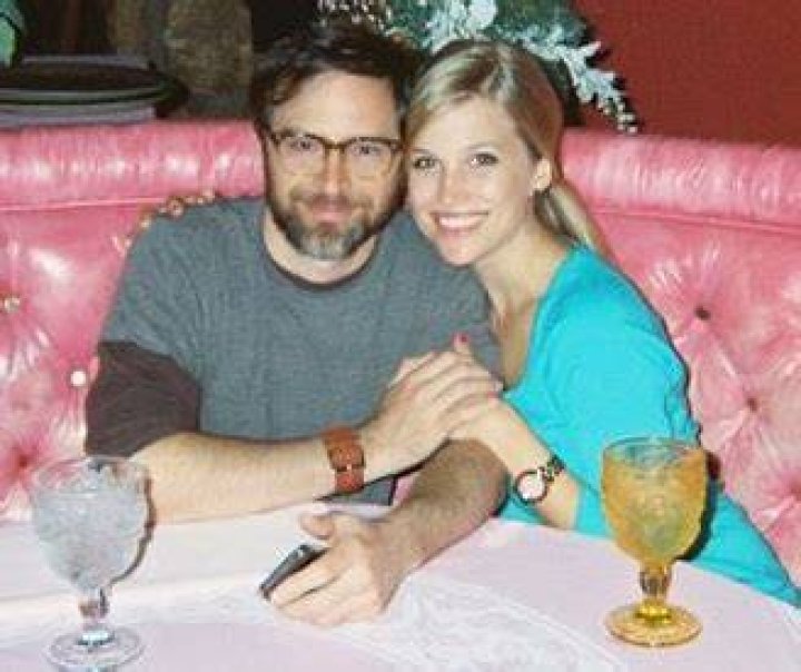 How Old Is Amanda Lund? Is She Married To Matt Gourley ?