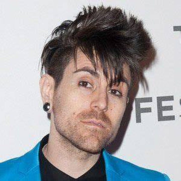 Is Davey Havok Gay? Age, Height, Net Worth