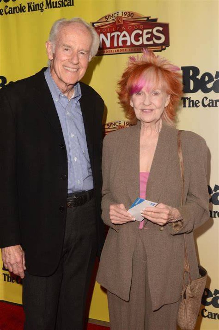 Is Shelley Fabares still married to Mike Farrell?