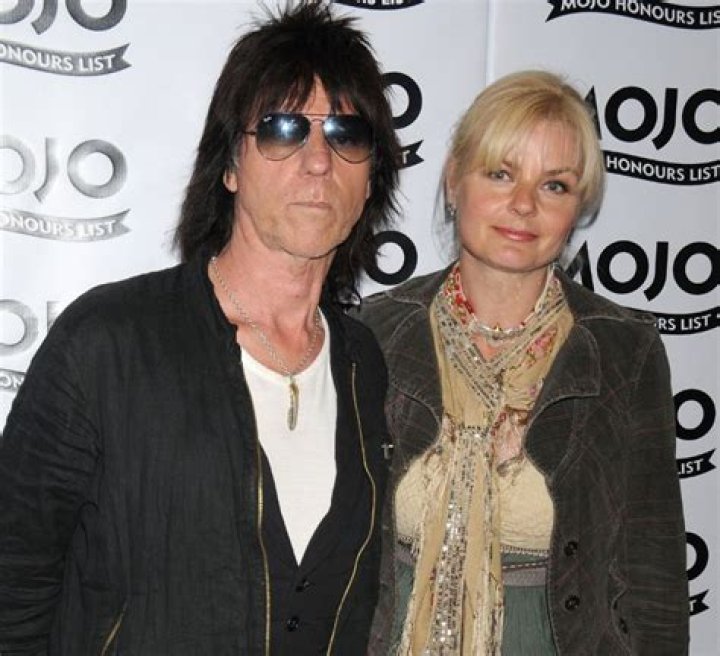 Jeff Beck’s Net Worth, Age, Height, Weight, Wife, Kids, Bio-Wiki