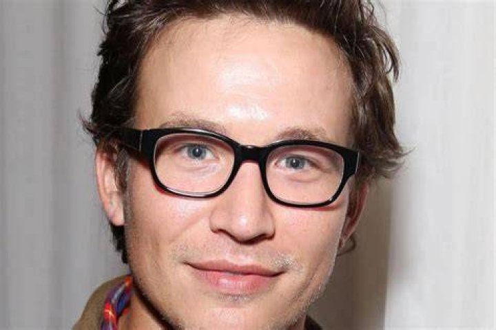 Jonathan Taylor Thomas Net Worth, Income, Salary, Earnings, Biography