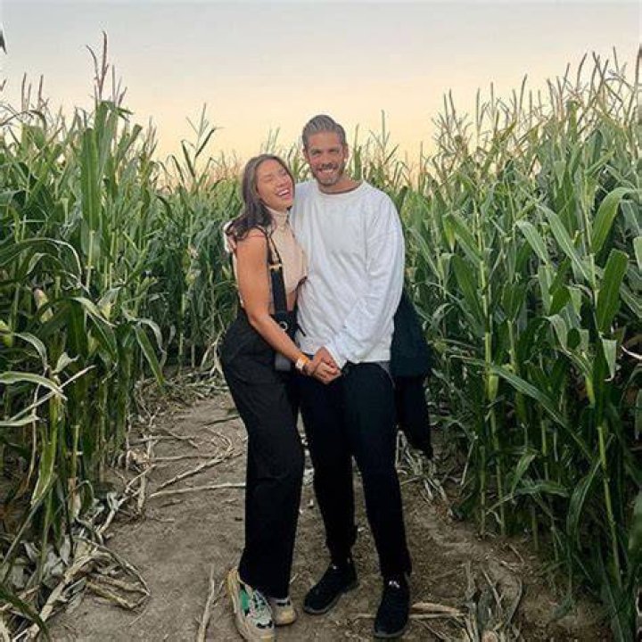 Kelsey Wells Biography Age, Wiki, Net worth Height, Husband, Married