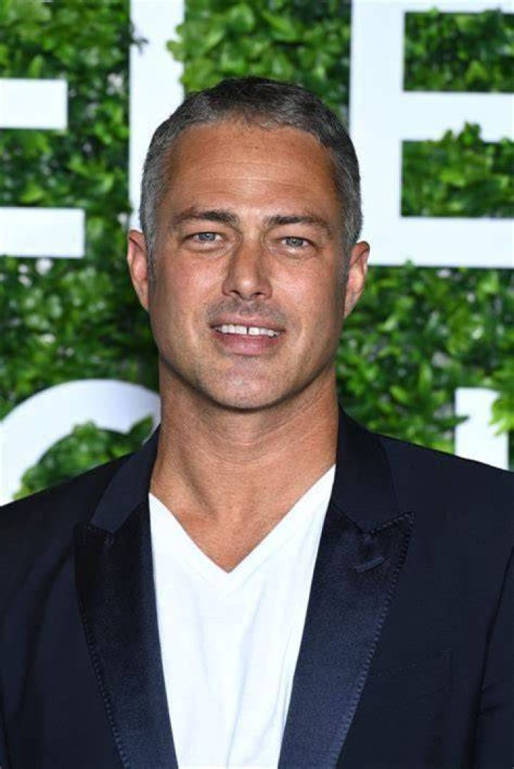 Kent Christmas- Wiki, Age, Height, Net Worth, Wife, Ethnicity