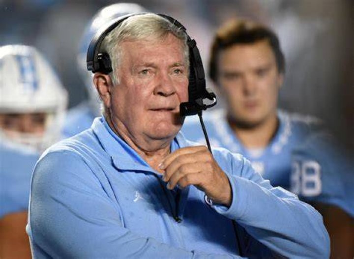 Mack Brown Net Worth, Teams Coached, Age, Coaching Record, Salary, Brother, Contract