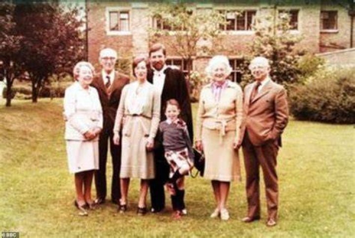 Olivia Colman Parents: Meet Keith Colman