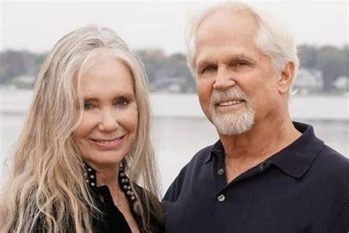 Tony Dow’s Net Worth, Age, Height, Weight, Wife, Kids, Bio-Wiki