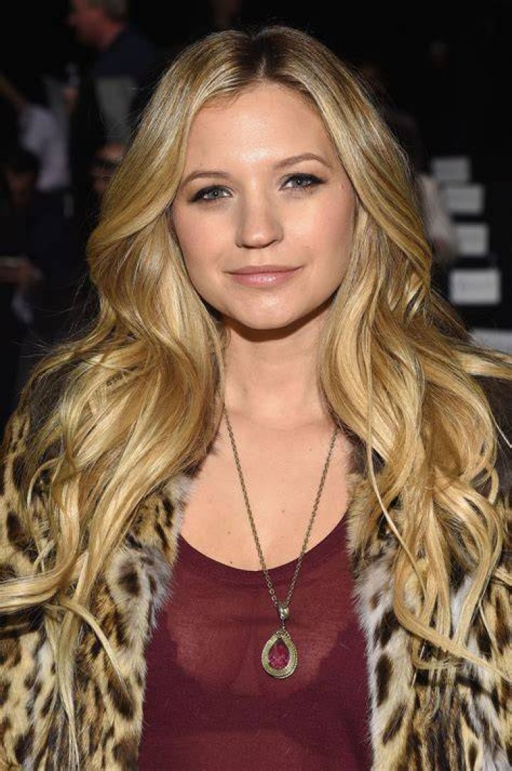 Vanessa Ray: Husband, net worth, tattoos, smoking & body measurements