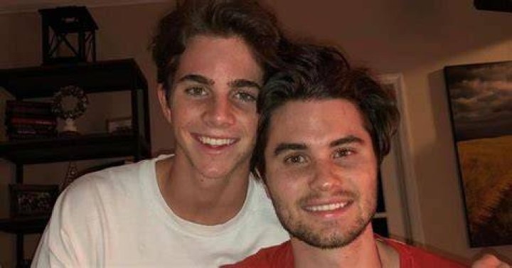What Happened To Chase Stokes Brother Griffin Walker? Age Exposed